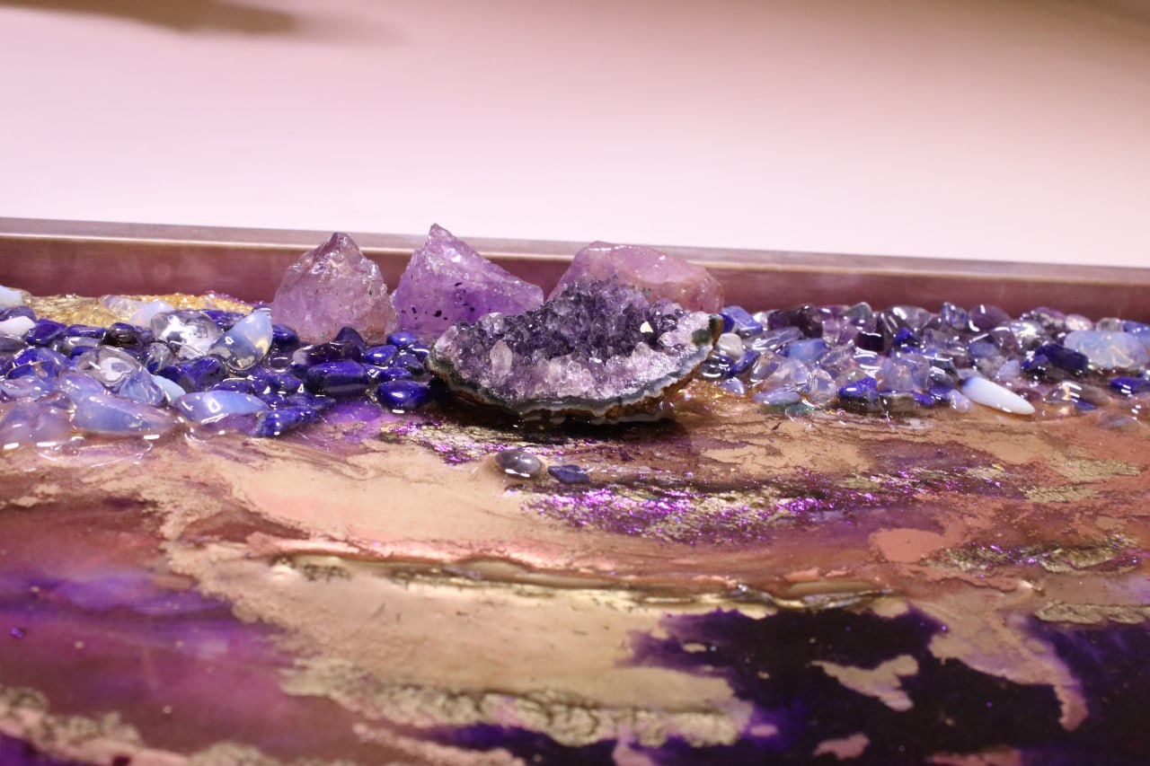 Amethyst Crystal Composition