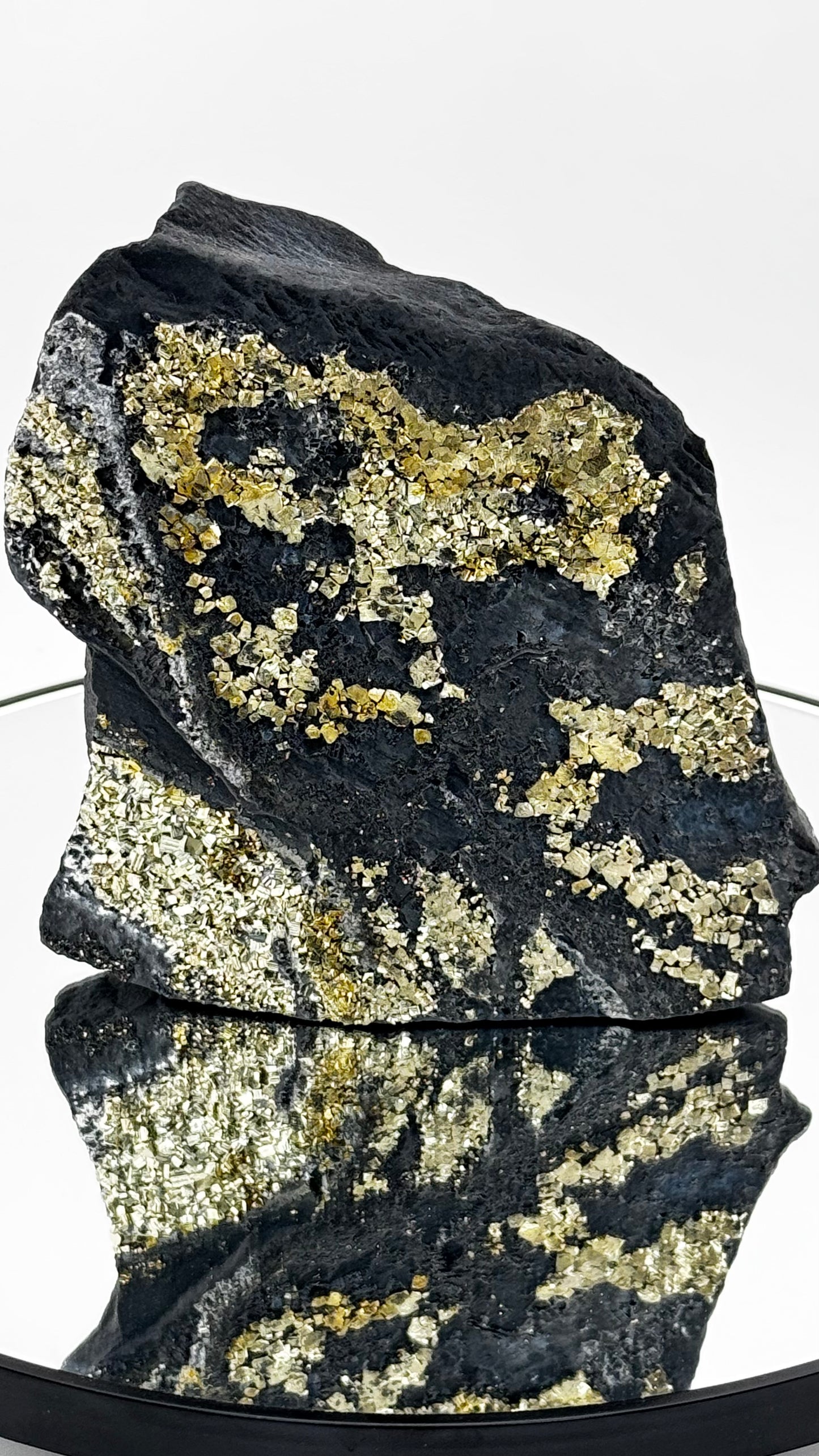 Shungite with Pyrite – Black Carbon &amp; Gold – Shunga, Russia, 570g